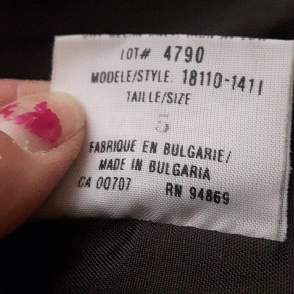 Size 5 Emblem wool blend two button up Blazer - Picture 12 of 14